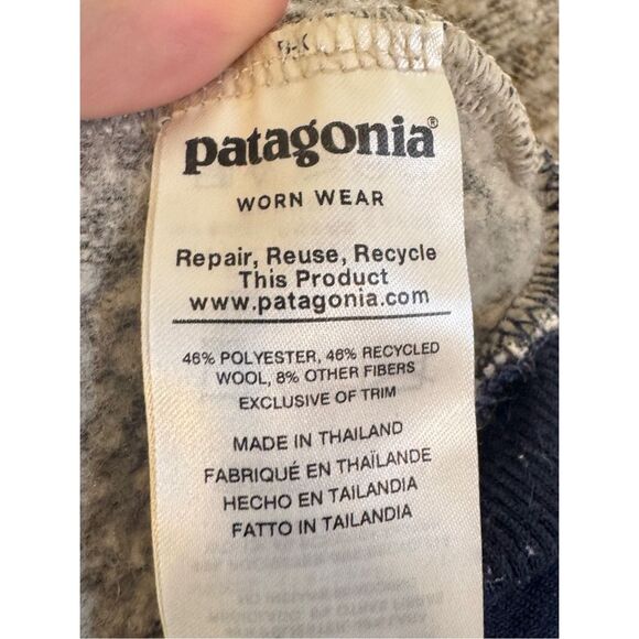 Women’s Patagonia Woolyester Fleece Quarter Zip - Picture 6 of 10